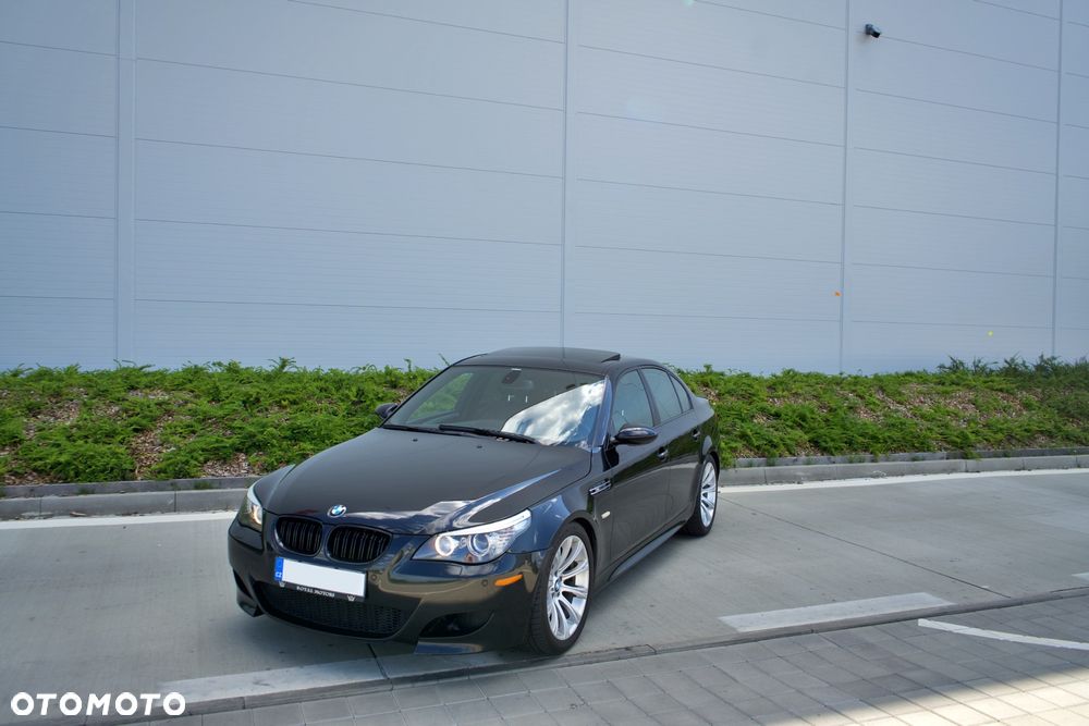 BMW M5 2008 photo 5