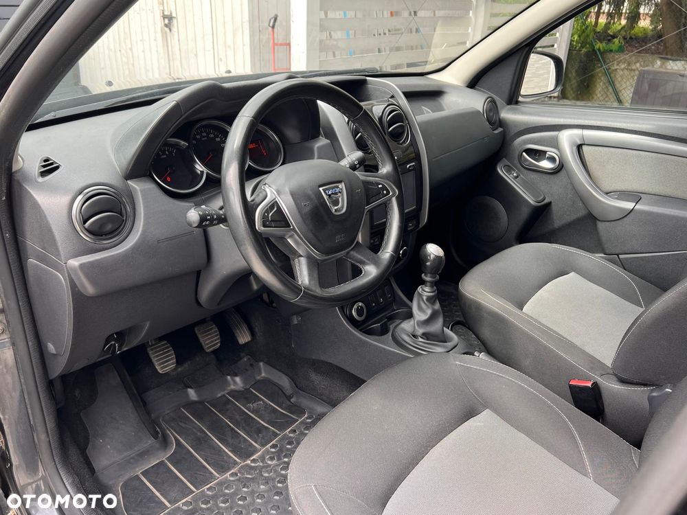 Dacia Duster 1.6 SCe Blackshadow 4x4 S&S - 18