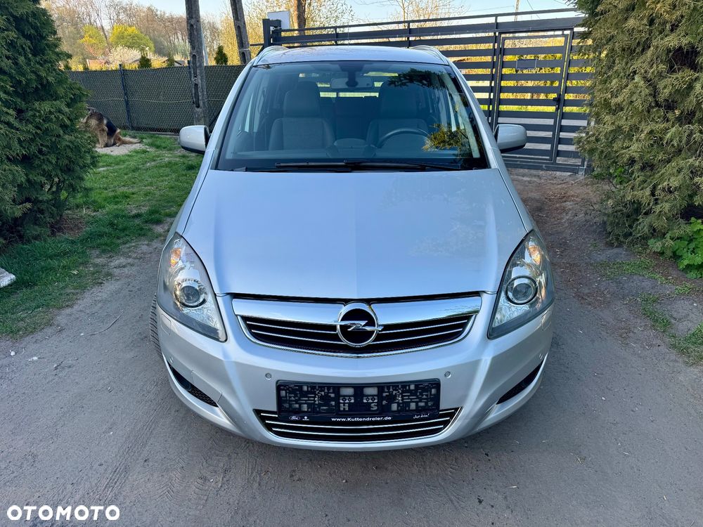 Opel Zafira 1.8 Family Plus - 2