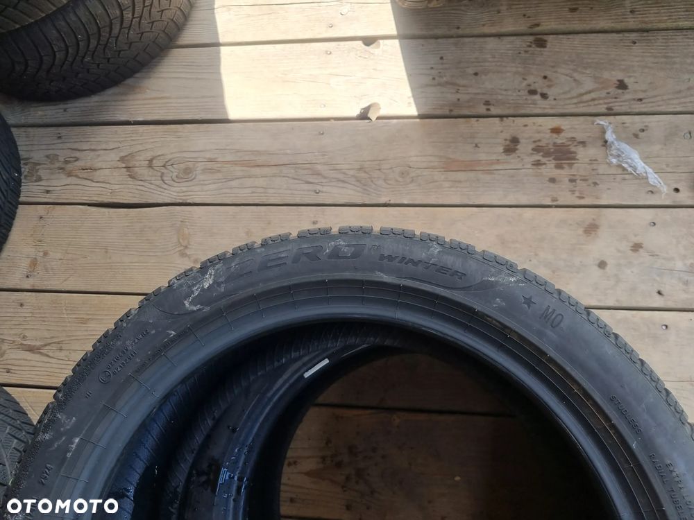 OPONY Pirelli P Zero Winter 245/45R19 102H 2024r, 2x6,2mm bdb stan - 8