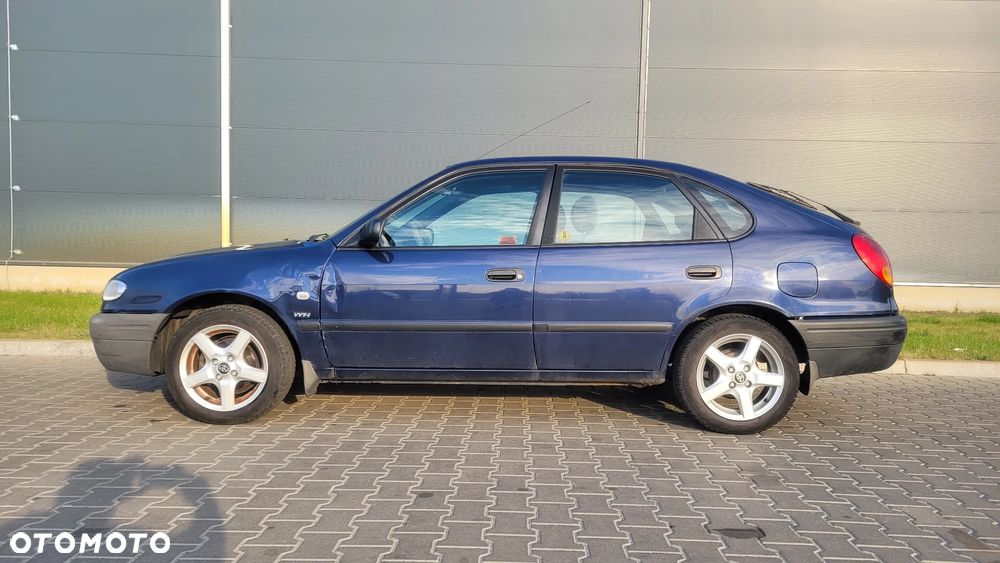 Toyota Corolla 1.4 VVT-i Base - 8