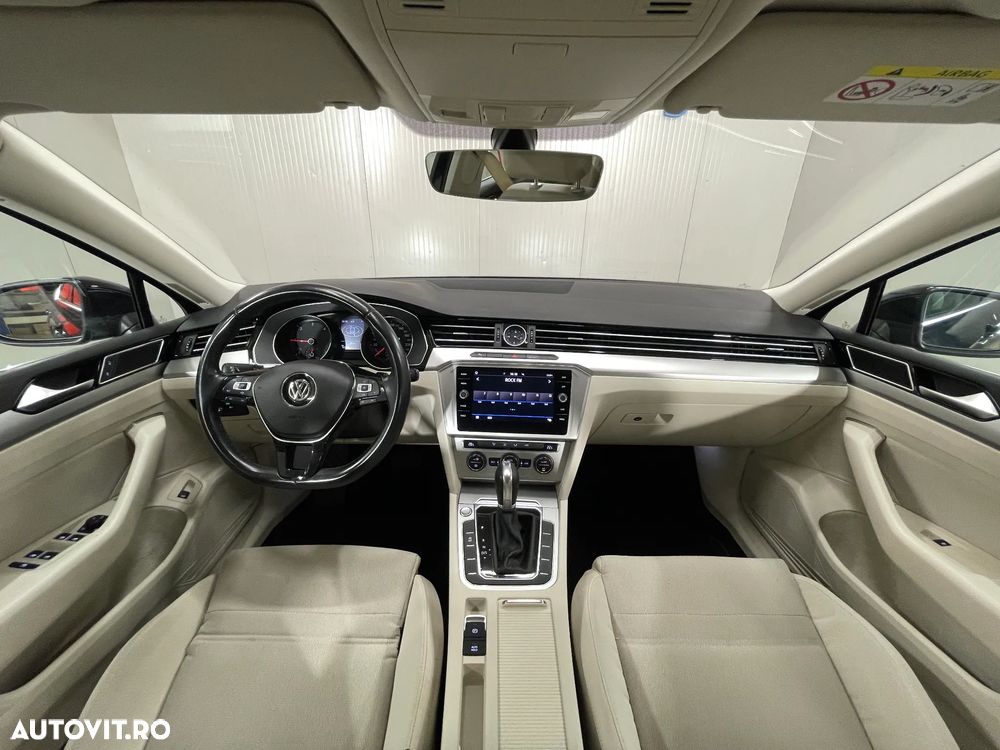 Volkswagen Passat 2.0 TDI SCR DSG Business - 8