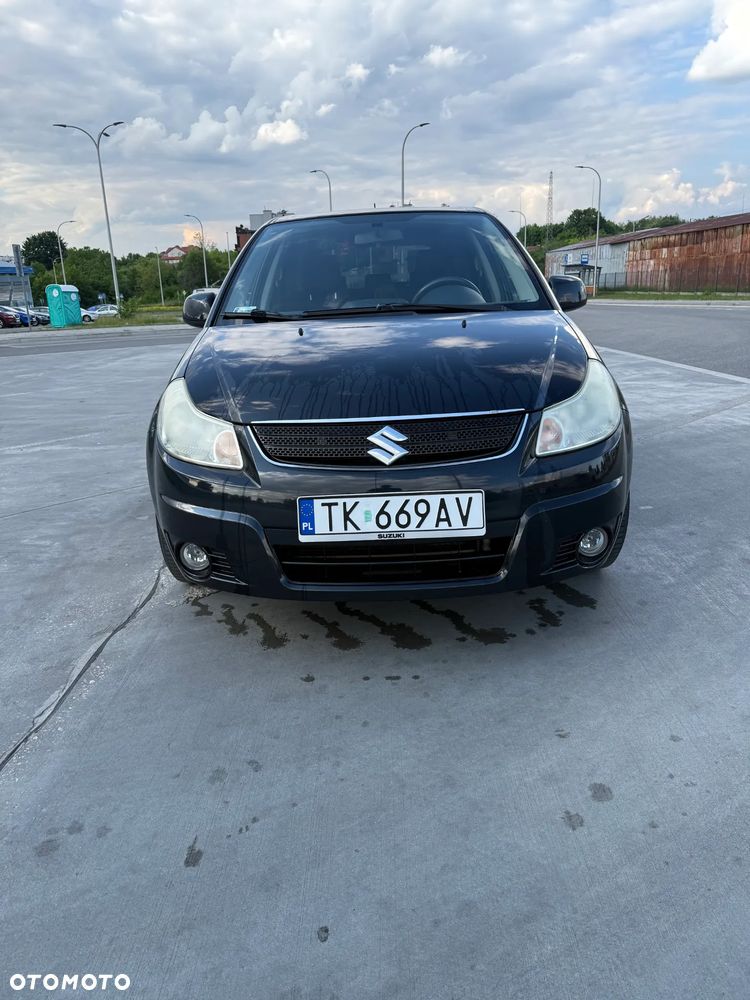 Suzuki SX4 1.6 GS/Premium - 11