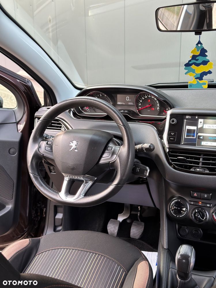Peugeot 208 PureTech 82 Start & Stop Allure - 13