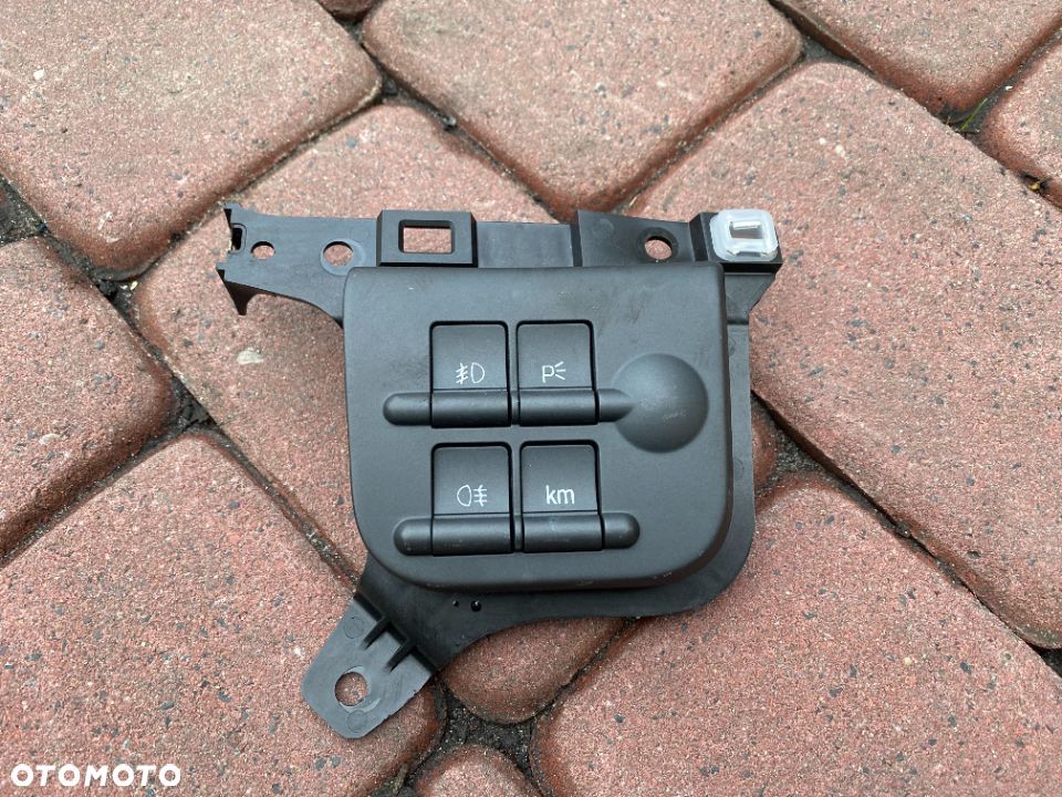 Przełącznik świateł halogenów halogen włącznik  Alfa Romeo 159 Kombi  156056261