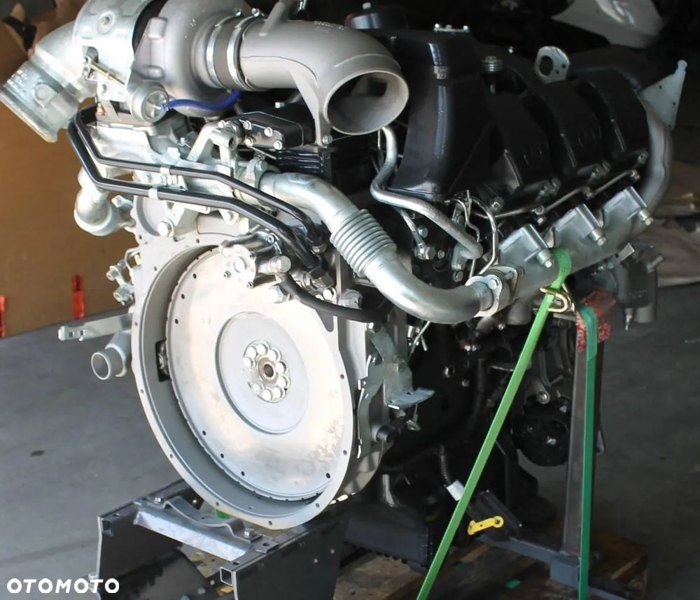 Remont silnika Mercedes-Benz OM501LA V6 Actros - 1
