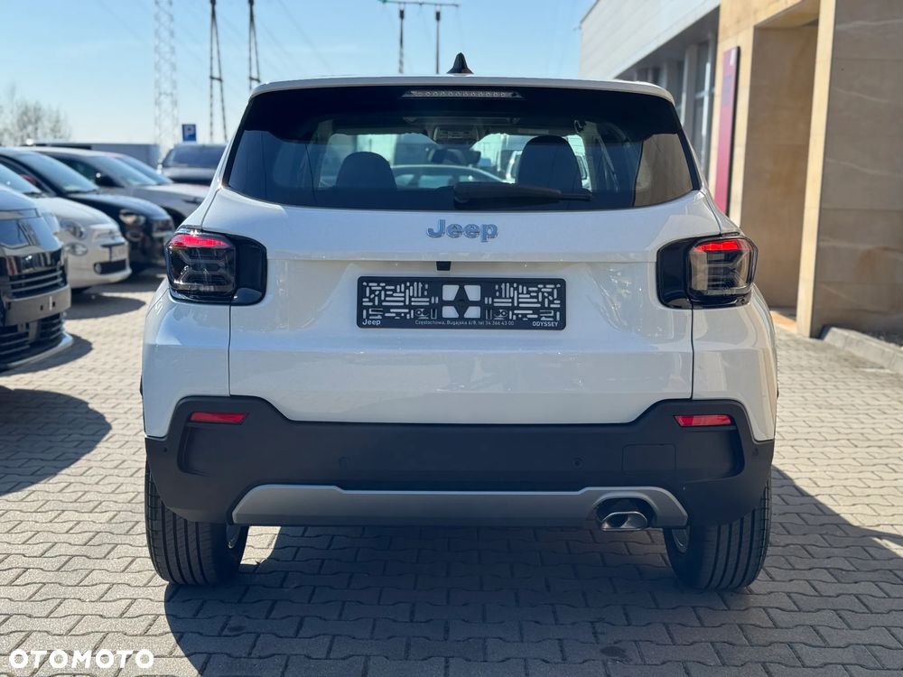 Jeep Avenger 1.2 T3 mHEV Altitude FWD eDCT6 - 6