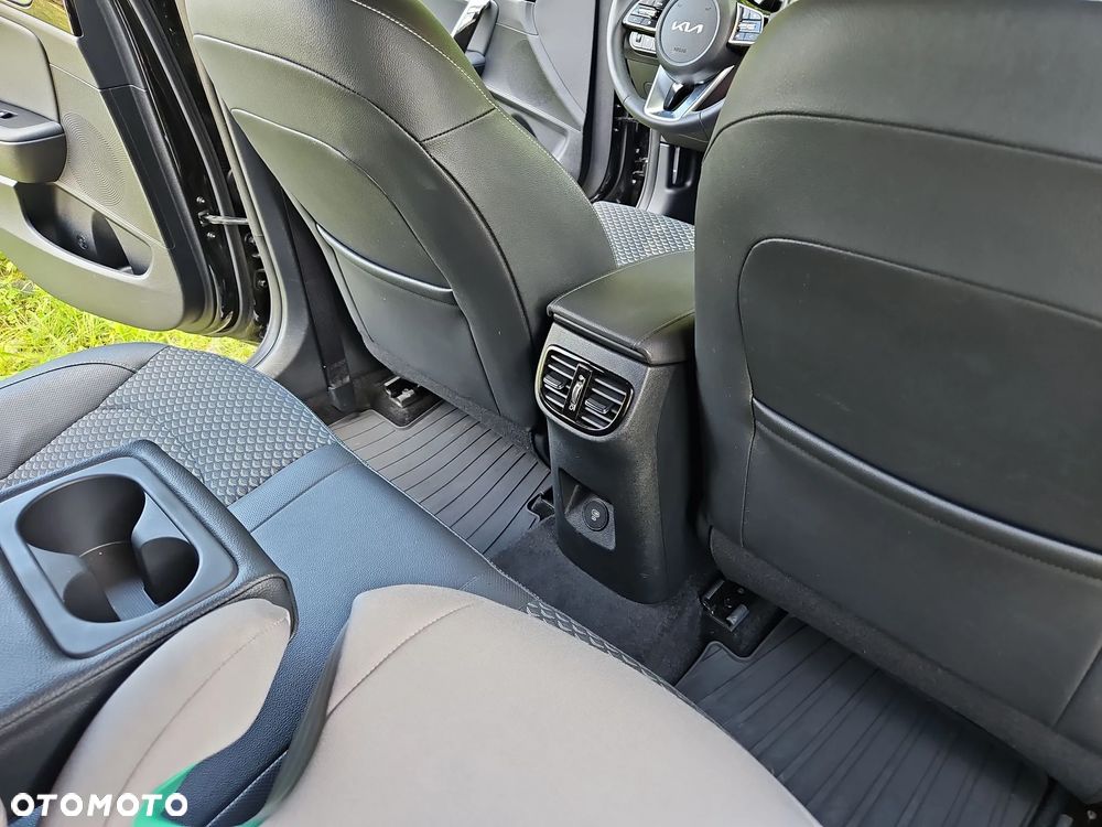Kia Ceed 1.5 T-GDI Tribute - 27