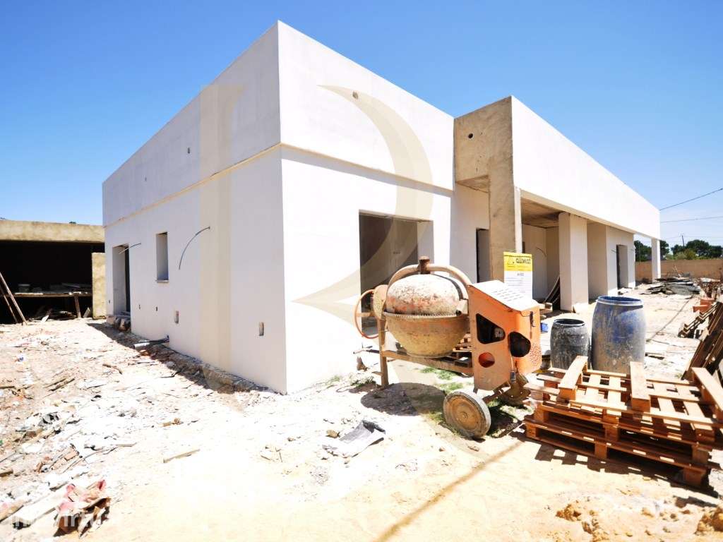 Moradia isolada térrea nova T3 com piscina e garagem na Quinta da M... - Grande imagem: 5/25