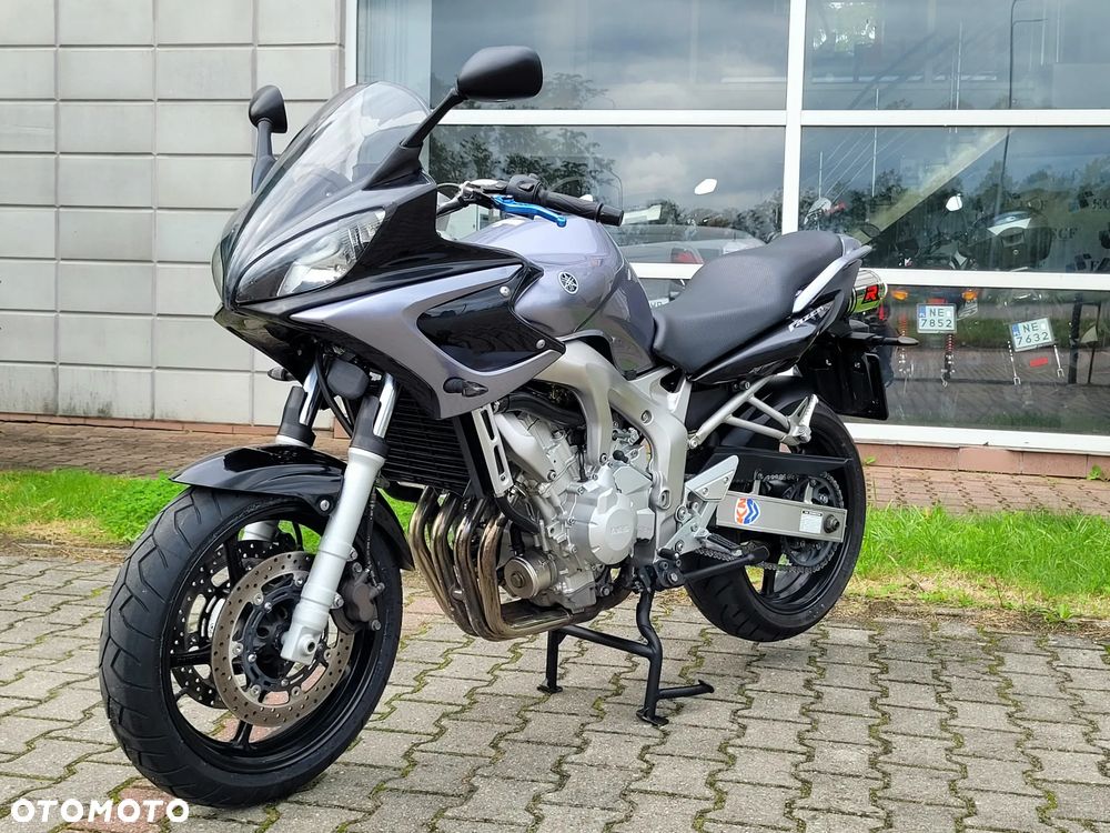 Yamaha FZ6 - 6