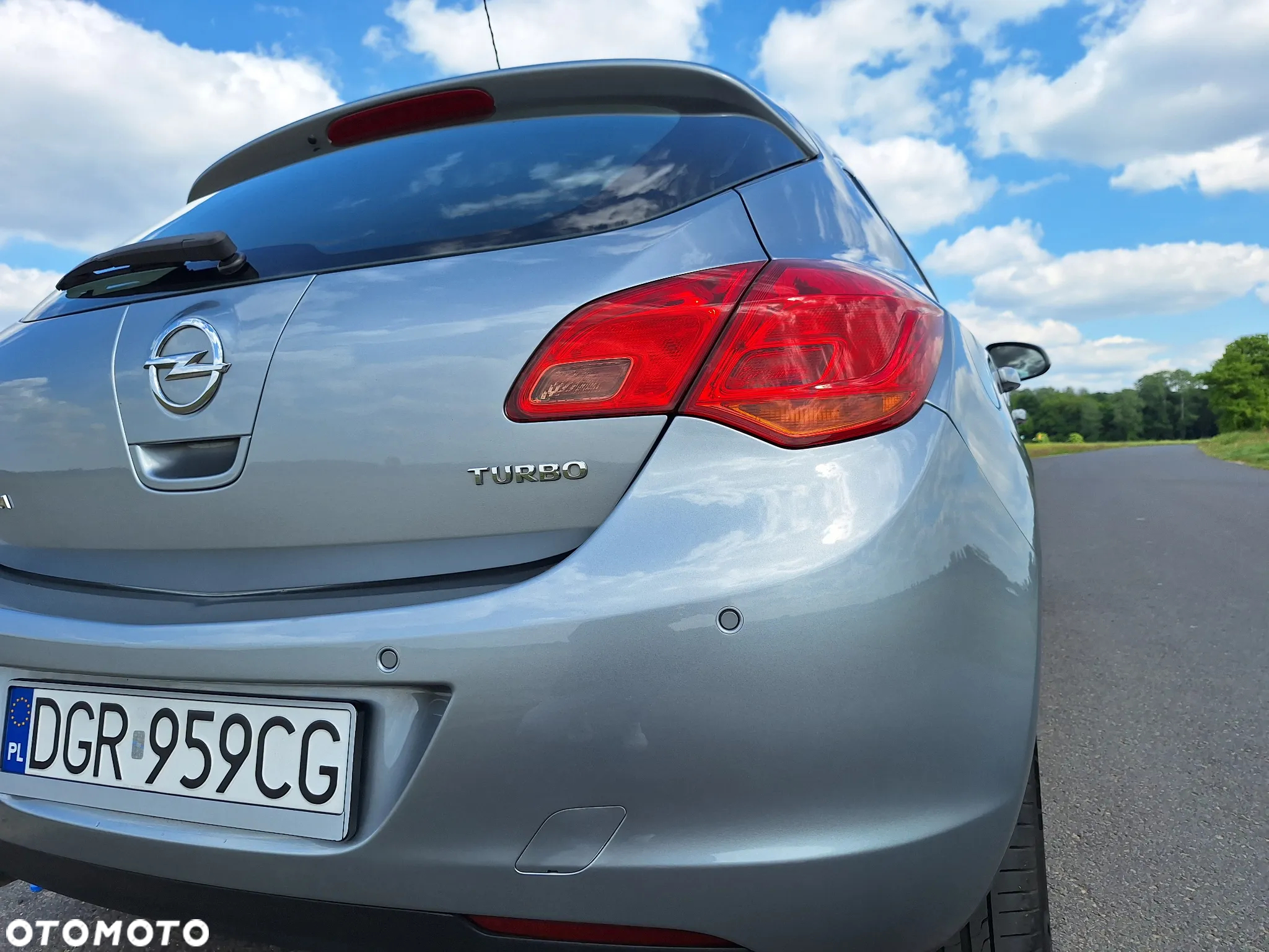 Opel Astra IV 1.4 T Cosmo - 7