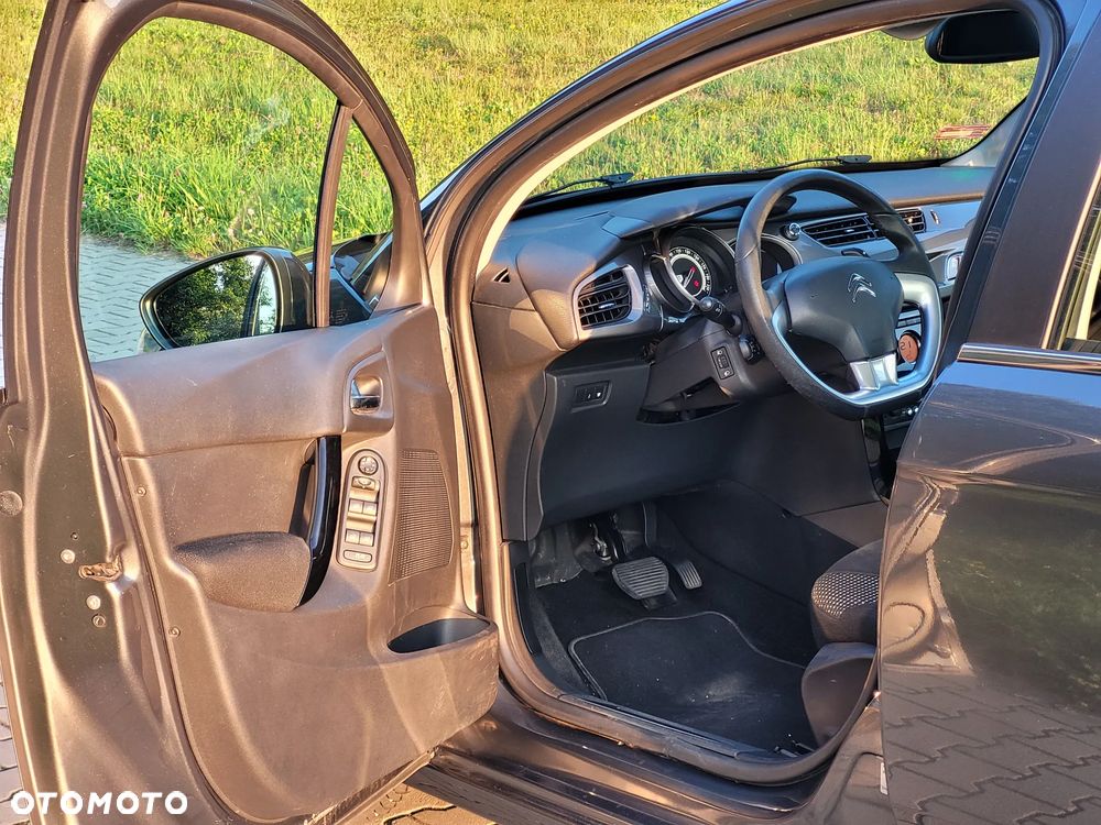 Citroën C3 1.2 e-VTi Exclusive ETG - 30