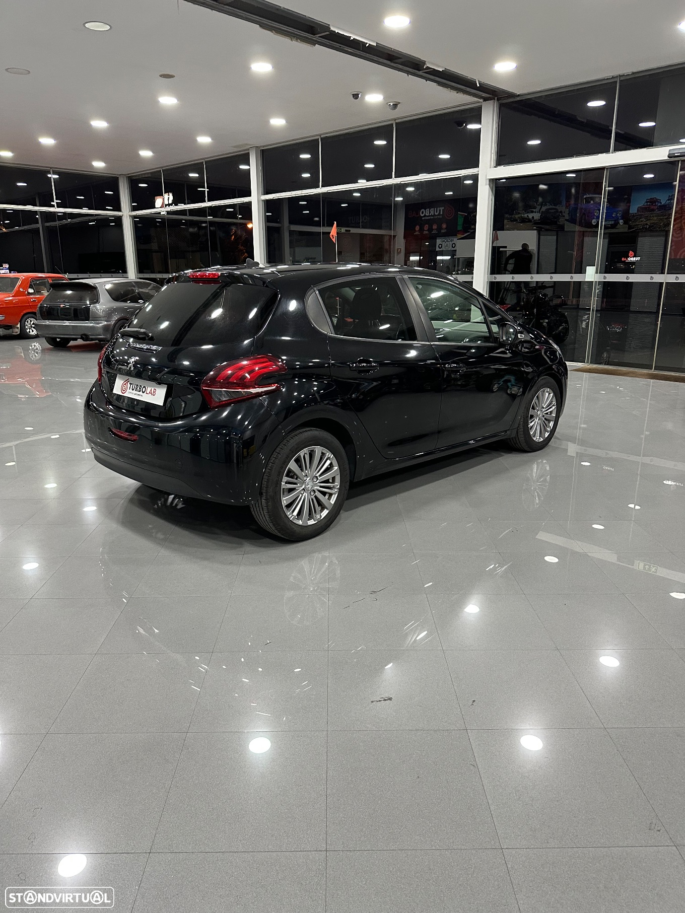 Peugeot 208 1.5 BlueHDi Signature - 6