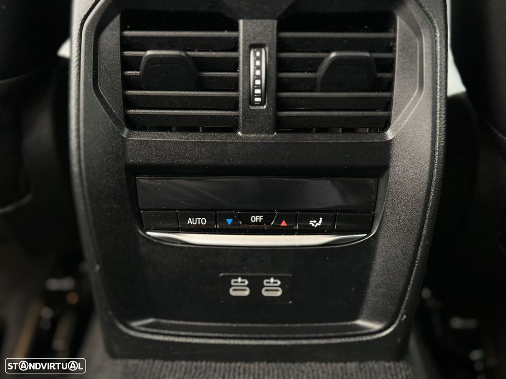 BMW 330 e Aut. Luxury Line - 30