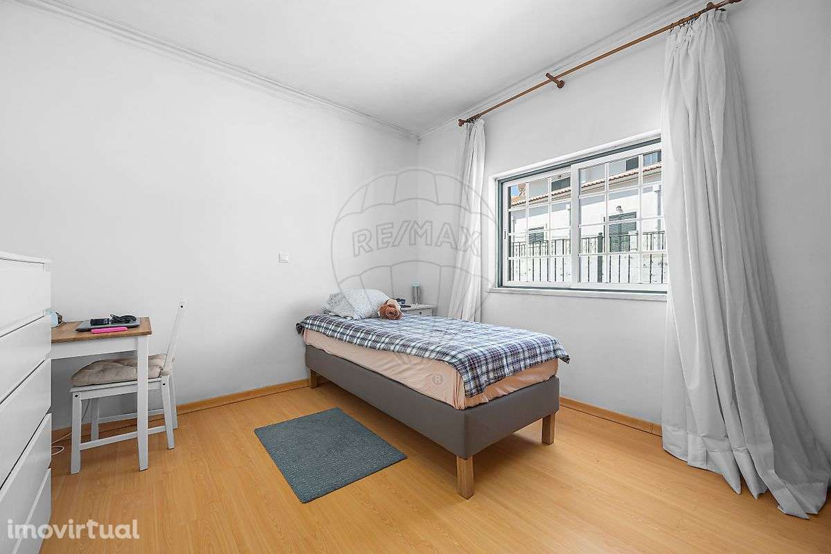 Moradia T6 para venda - Grande imagem: 2/32