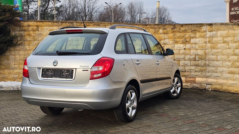 Skoda Fabia 1.2 TSI DSG Elegance - 2