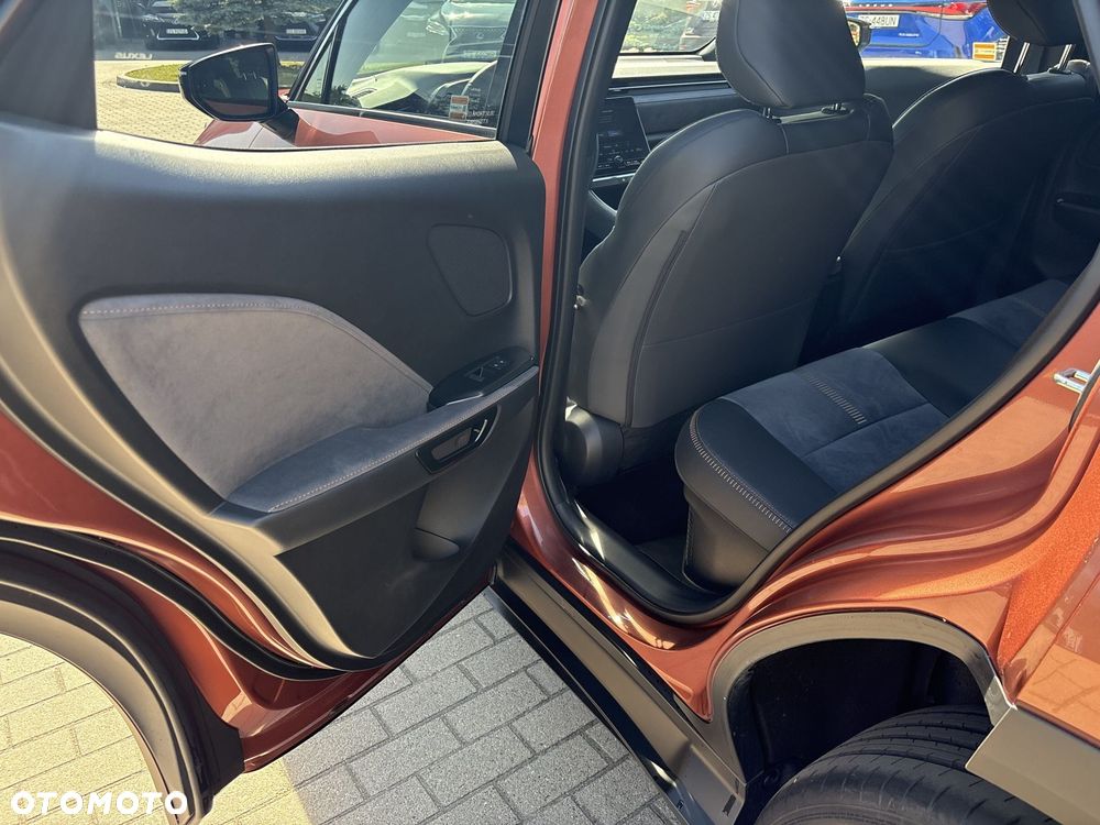 Lexus LBX 1.5 Hybrid Cool - 12