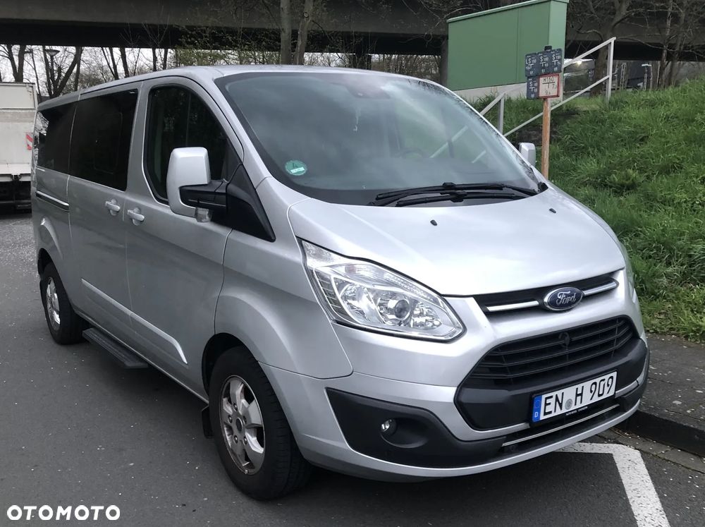 Ford Tourneo Custom 310 L2H1 VA Titanium - 1