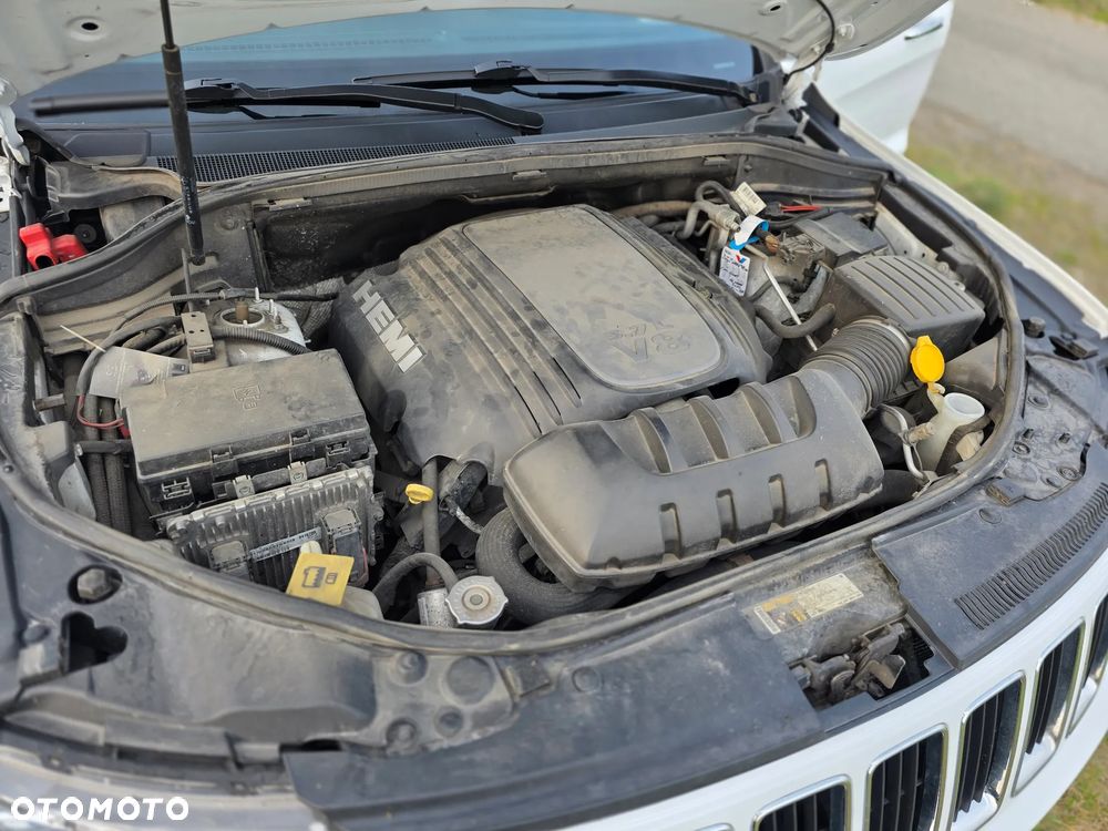 Jeep Grand Cherokee - 23