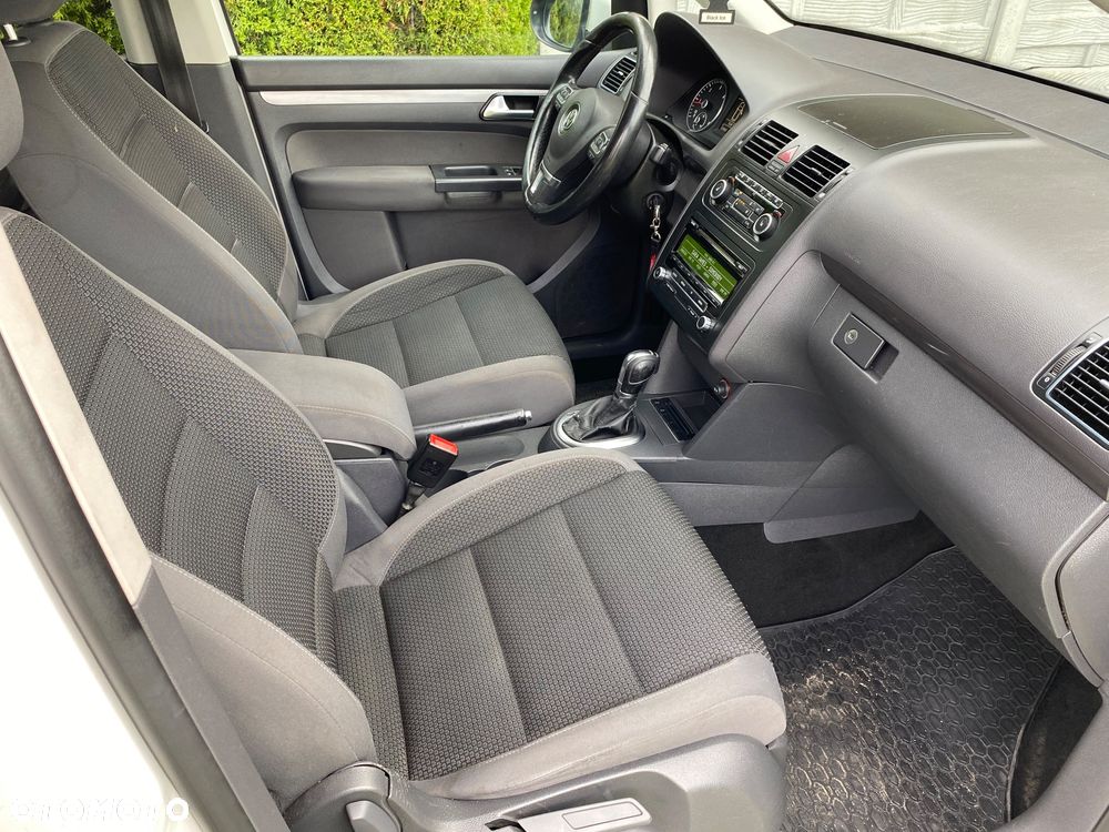 Volkswagen Touran 1.6 TDI DPF Comfortline DSG - 9