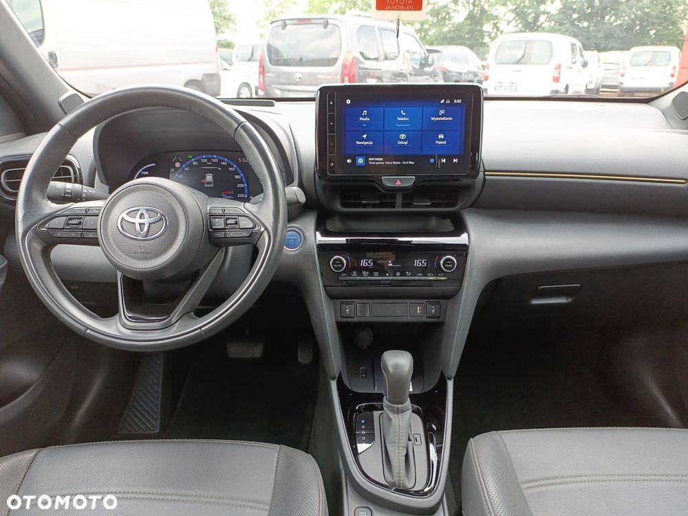 Toyota Yaris Cross Hybrid 1.5 Premiere Edition - 9