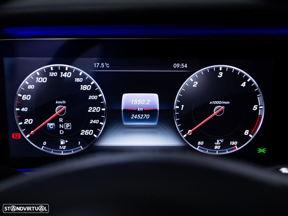 Mercedes-Benz E 220 - 27