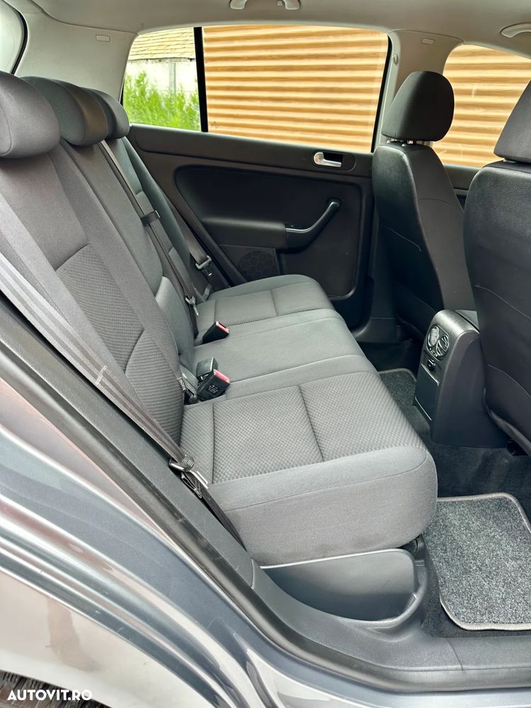 Volkswagen Golf Plus 2.0 TDI DPF Comfortline - 9