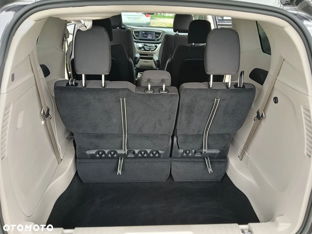 Chrysler Voyager - 27