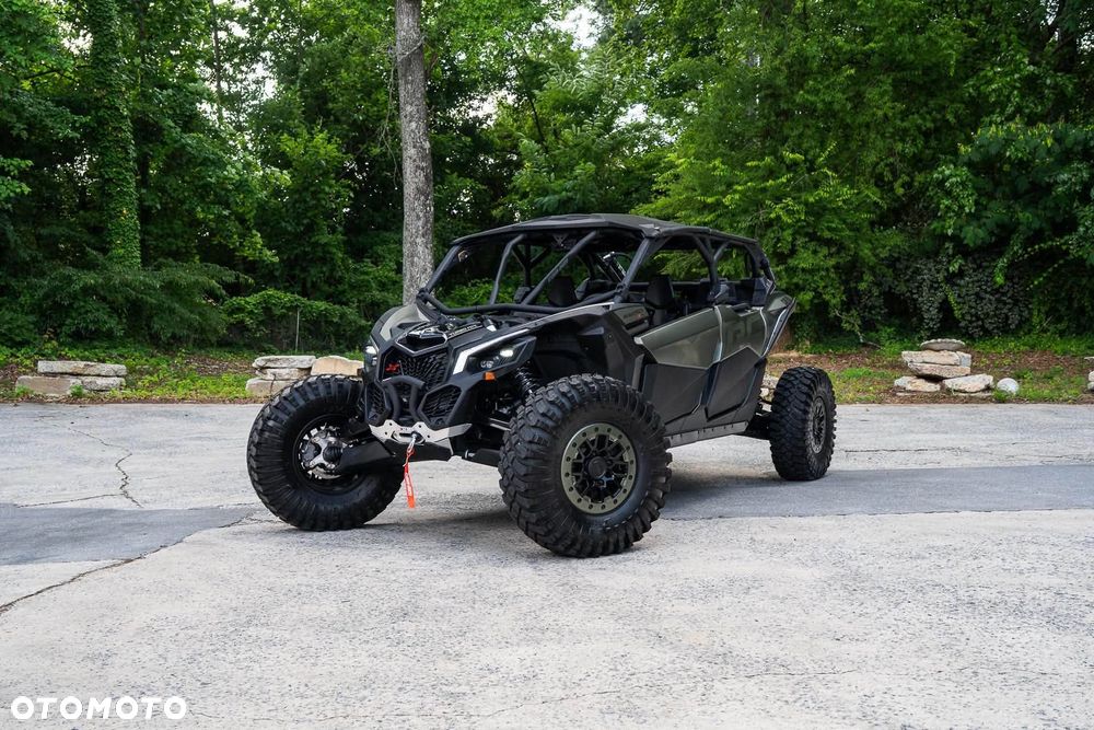 Can-Am Maverick - 5