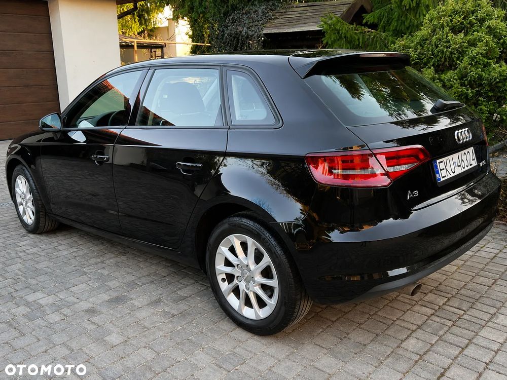 Audi A3 Sportback 1.2 TFSI Ambition - 4