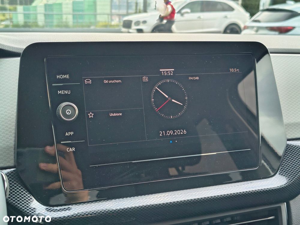 Volkswagen T-Cross - 19