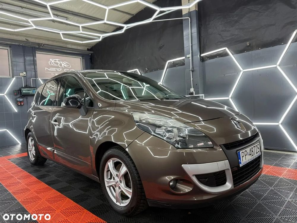 Renault Scenic Energy dCi 130 Start & Stop Bose Edition - 11