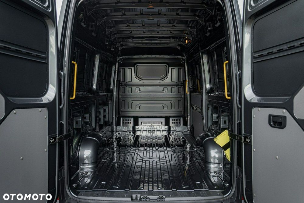 Volkswagen Crafter - 9
