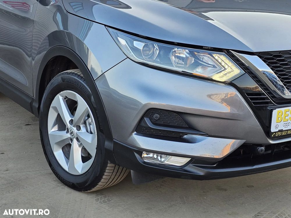 Nissan Qashqai 1.3 DIG-T TEKNA - 11