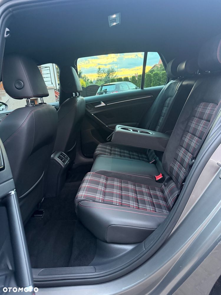 Volkswagen Golf 2.0 TSI BMT GTI Performance DSG - 24