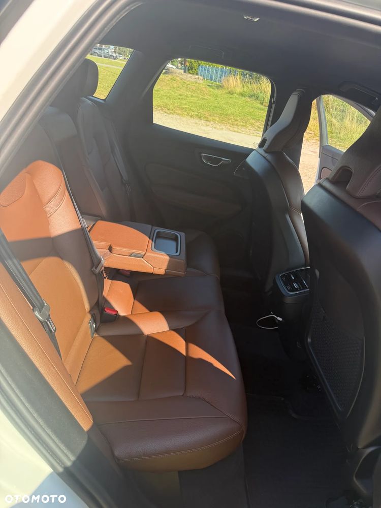 Volvo XC 60 B4 D Inscription - 20
