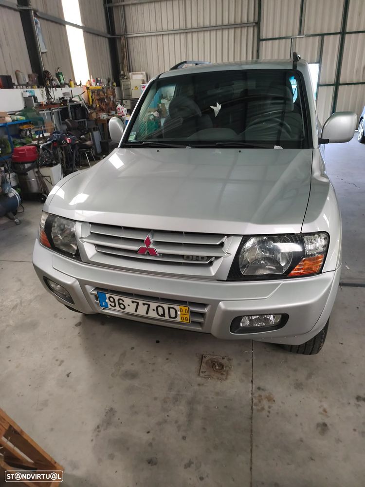 Mitsubishi Pajero 3.2 DI-D GLS ABS - 4