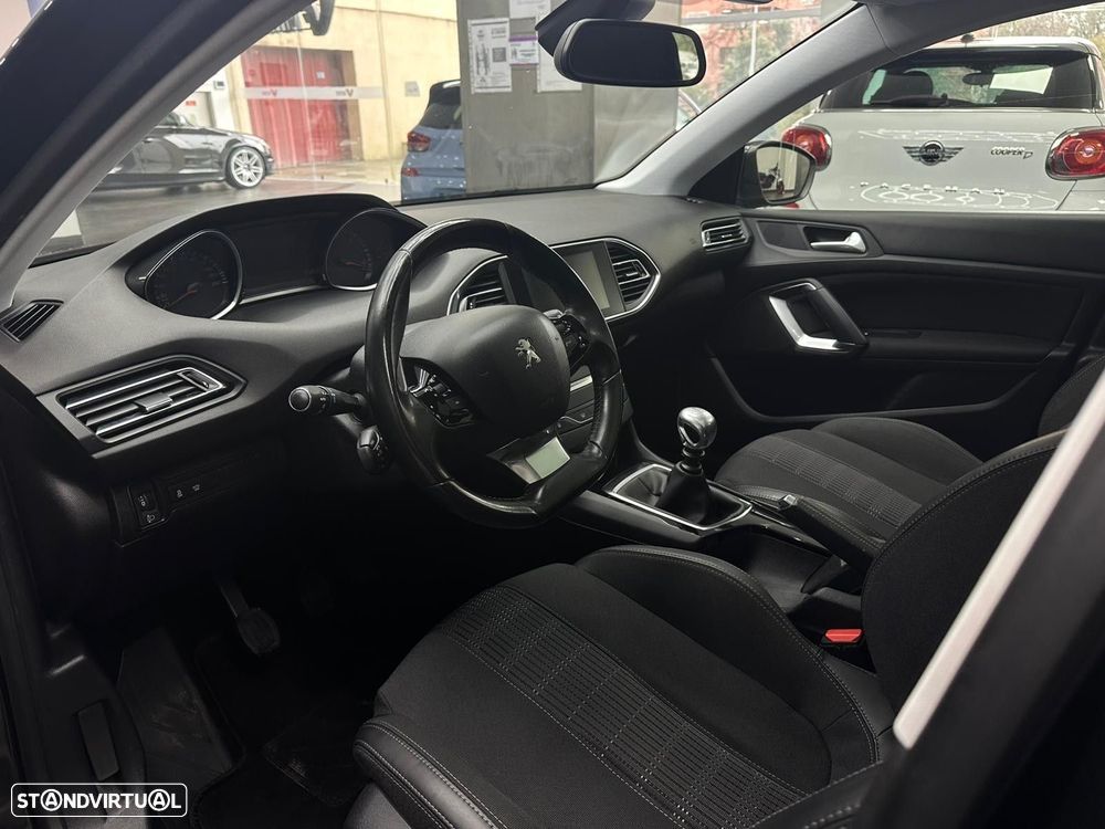 Peugeot 308 1.6 BlueHDi Active - 30