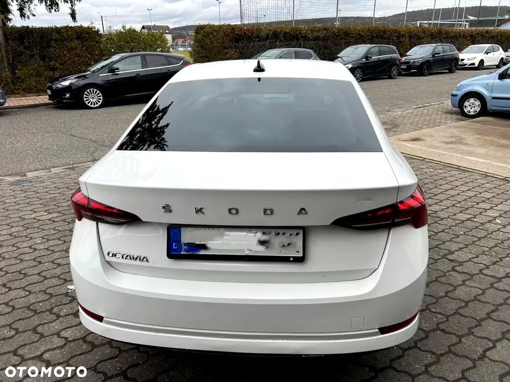 Skoda Octavia - 2