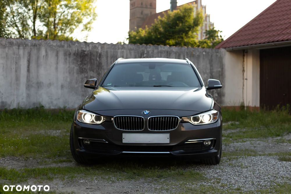 BMW Seria 3 320d Efficient Dynamics Edition Edition Luxury Line Purity - 4