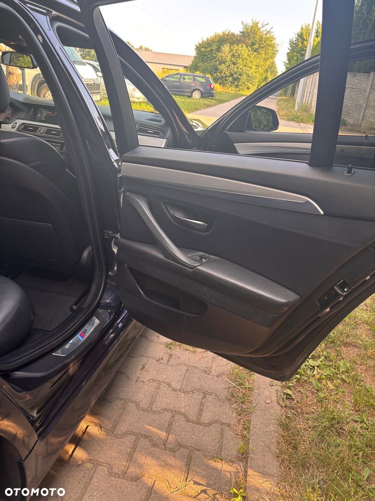 BMW Seria 5 520d Luxury Line - 27