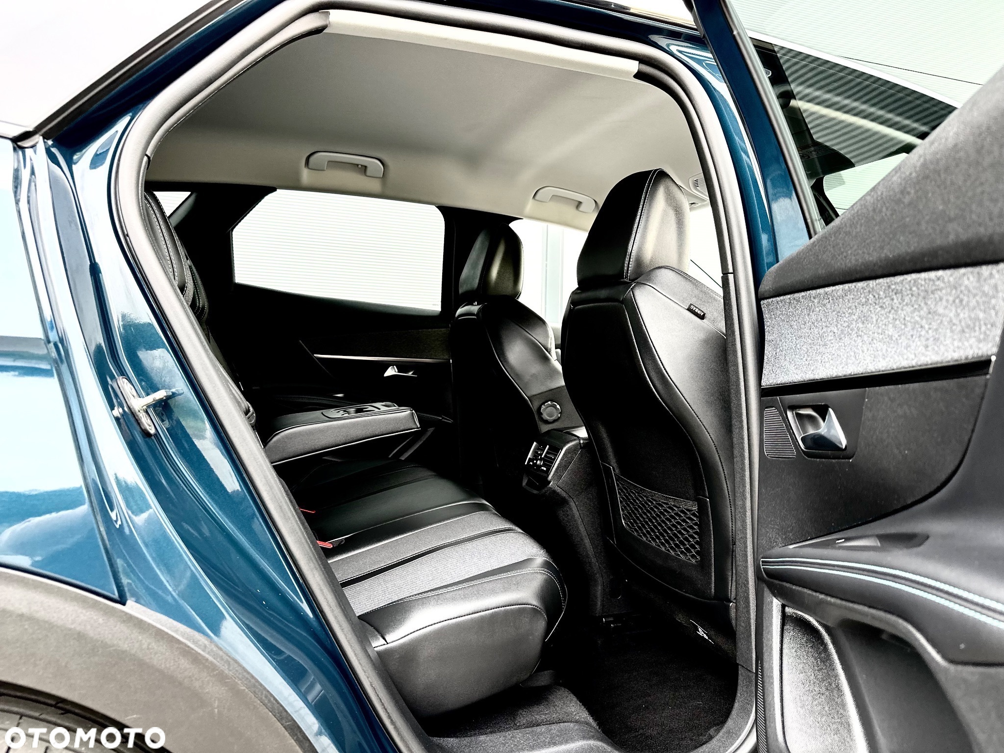 Peugeot 3008 BlueHDi 130 Stop & Start EAT8 Allure - 33