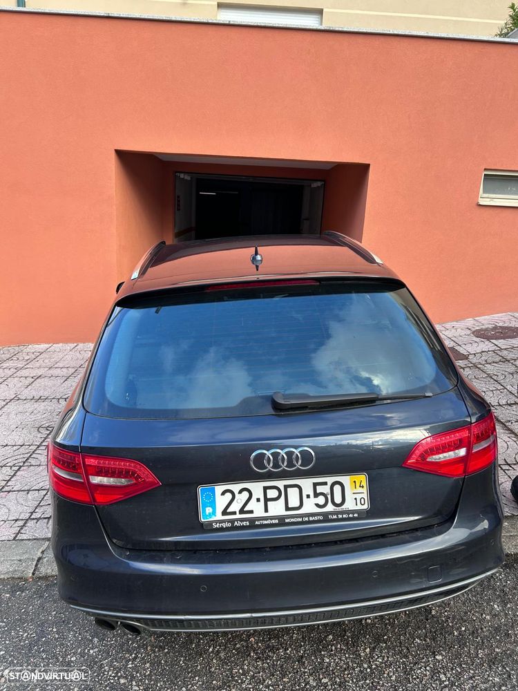Audi A4 Avant 2.0 TDI Business Line Sport - 2