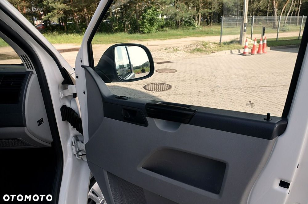 Volkswagen Transporter - 13