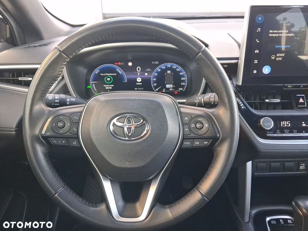 Toyota Corolla Cross - 16