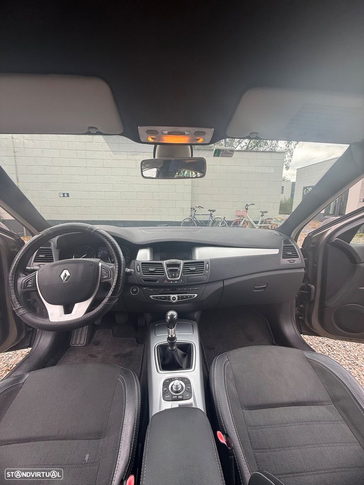 Renault Laguna 2.0 dCi Confort - 15