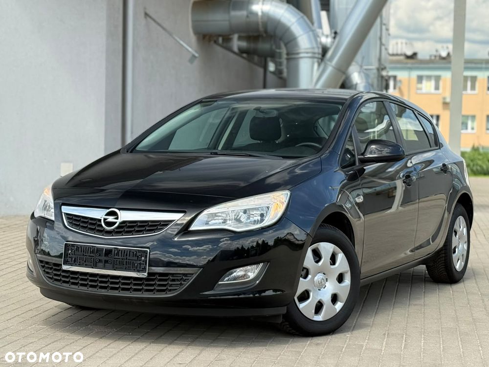 Opel Astra 1.4 150 Jahre - 4