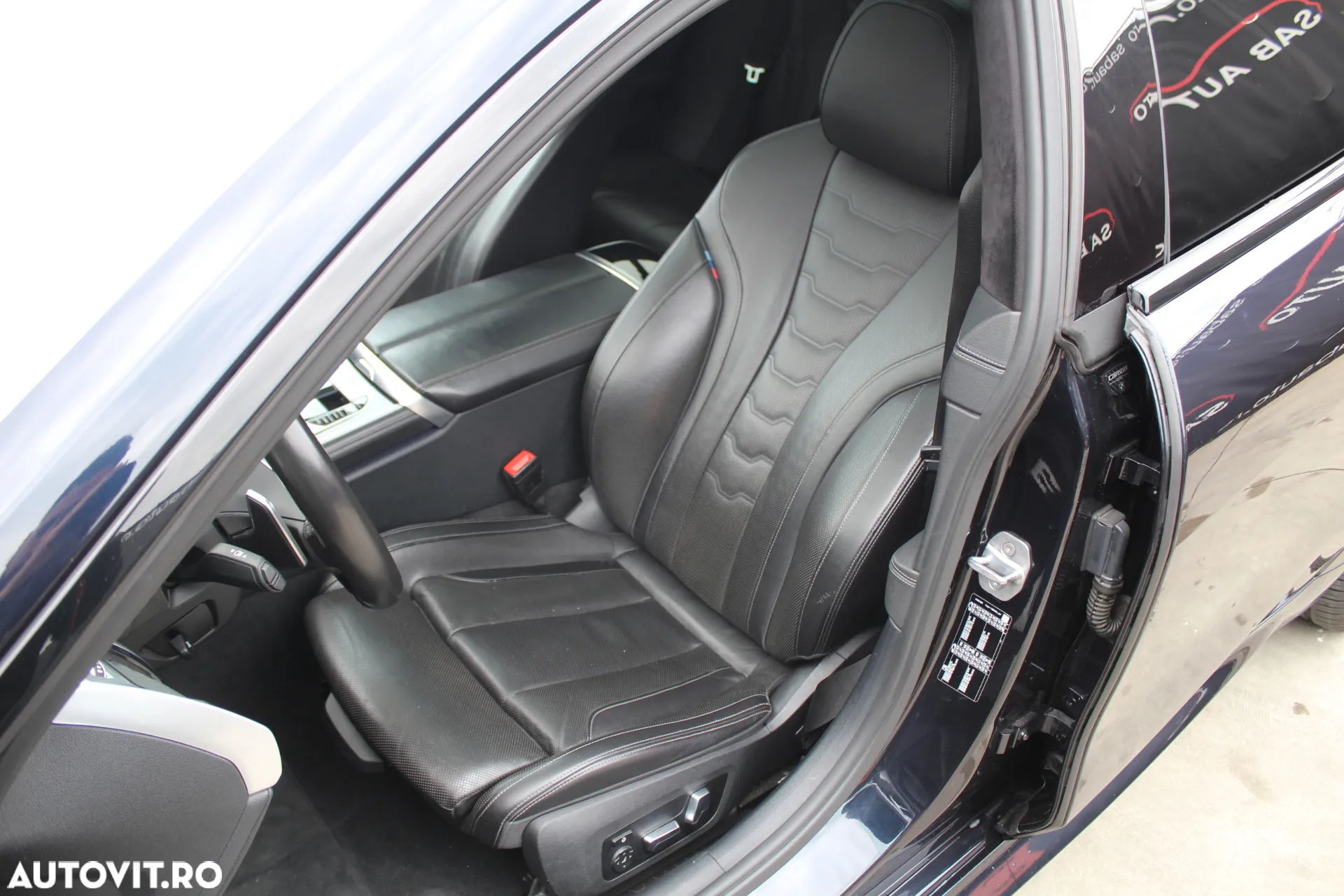 BMW Seria 8 840i Gran Coupe - 15