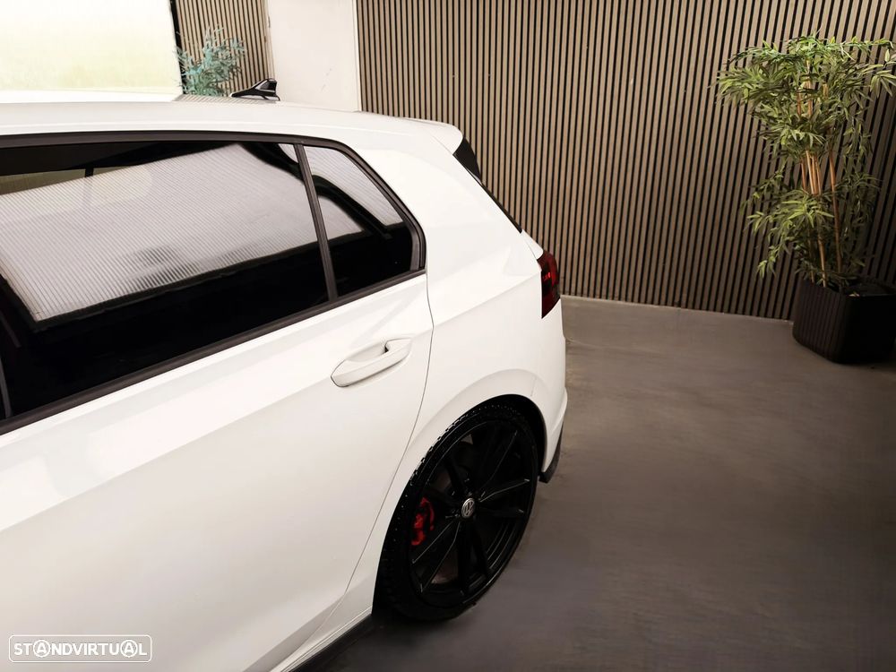VW Golf 2.0 TSI GTI DSG - 4
