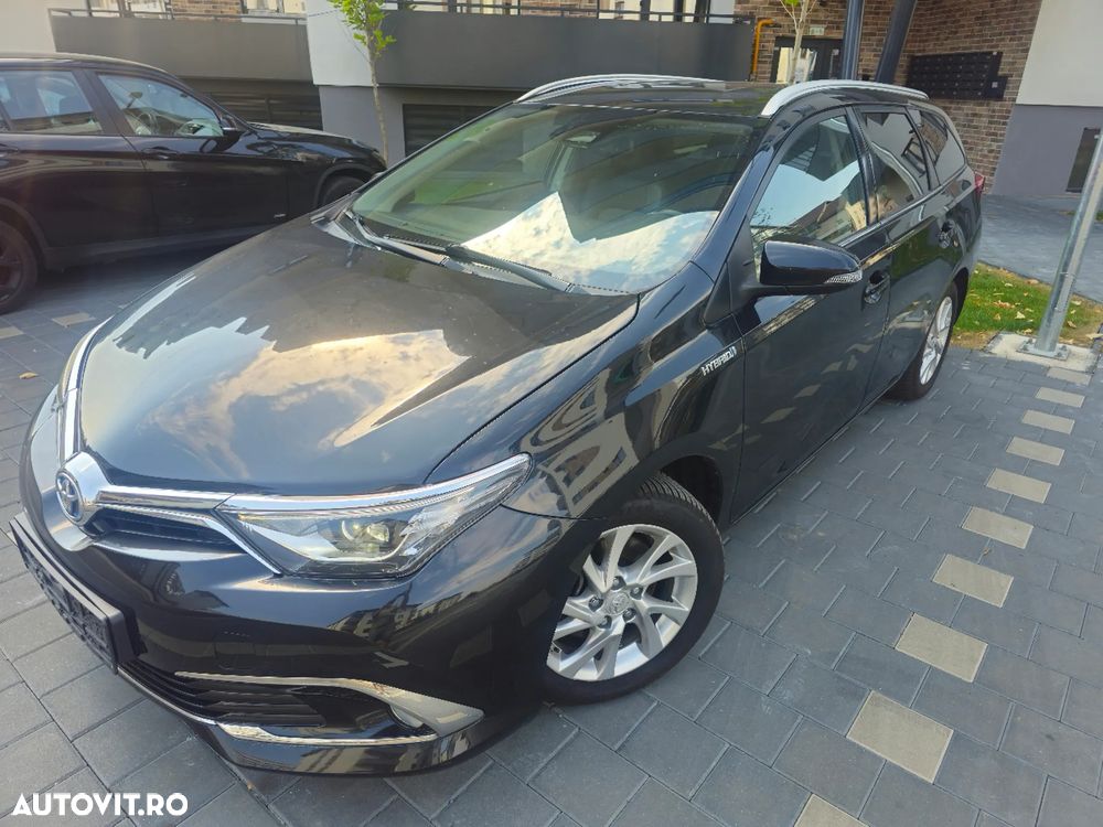 Toyota Auris 1.8 VVT-i Automatik Executive - 2